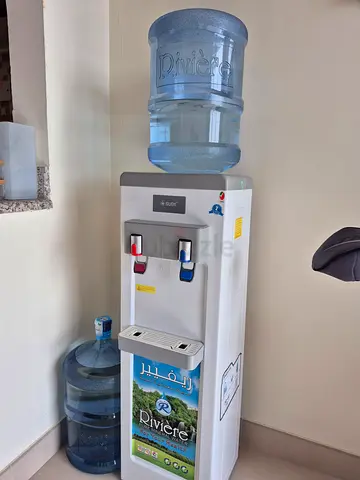 Water Cooler Dispenser with 5-Gallon Bottler booklet worth 80dhs!
