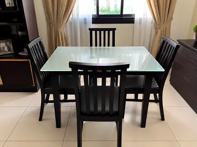 Modern 4-Seater Dining Set with Glass Top