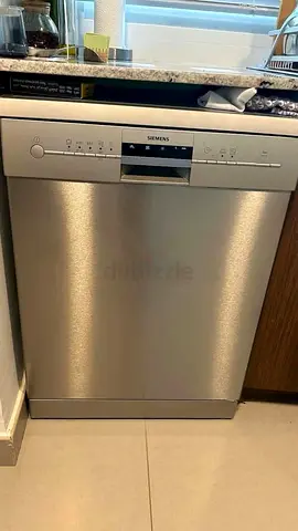Siemens 3 rake dishwasher freestanding stainless steel dishwasher - good working condition, free del