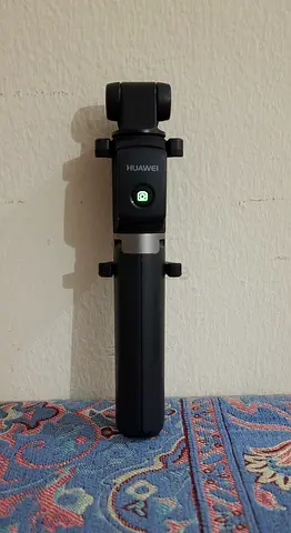 Huawei Selfie Stick model ( AF15 ) with bluetooth remote ( Portable , Foldable )