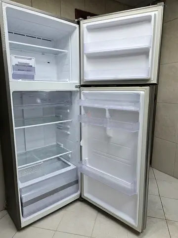 Samsung 550L Refrigerator - Excellent Working Condition