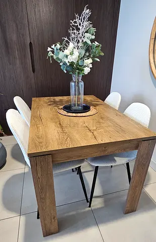 Solid Wood-Effect Dining Table with 4 chairs