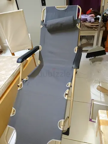 Folding adjustable beach backyard poolside chair