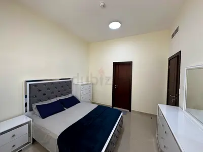 Fully Furnished Master Bedroom with Attached Bathroom near Dubai Border for Executive grade couple