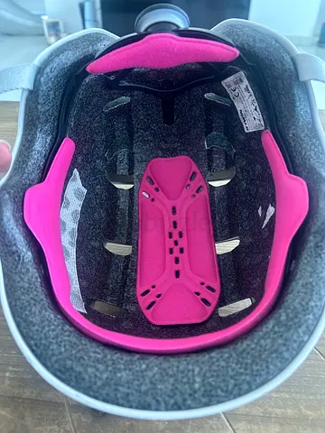 Decathlon BTWIN Teen 520/55-59 cm Childs Bicycle Helmet (Pink Inserts) - Good Condition