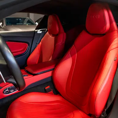 2017 Aston Martin DB11 照片 14