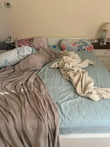 160 cm white ikea bed