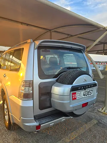 Mitsubishi Pajero GLS Top Line 2010 | GCC Specs | Well Maintained