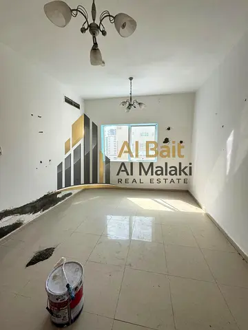 غرفة وصالة للإيجار | بدون تأمين | حمام واحد | فرصة مميزة للسكن بسعر مناسب