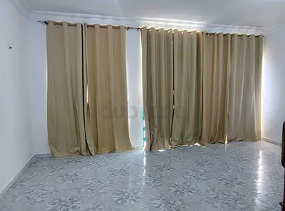 Spacious single room with kitchen and bathroom availble