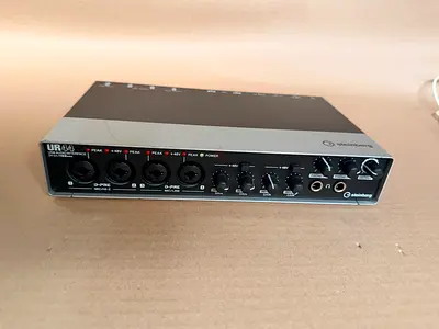 Steinberg UR44 Series USB Audio Interface - 4 Inputs
