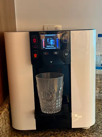 Water filter / Water Club / Cold, hot and room
temperature
