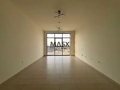 Spacious 1 Bedroom | Chiller Free | Near Metro
