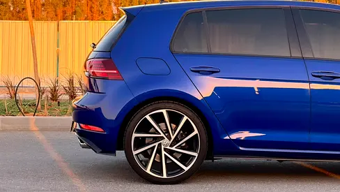 صورة 9 لـ 2019 Volkswagen GOLF R