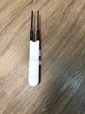 Ubiquiti UniFi UAP-AC-M (Mesh) – Used, Excellent Condition