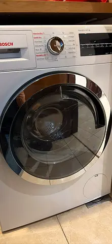 Bosch wash and dry machine excellent condition