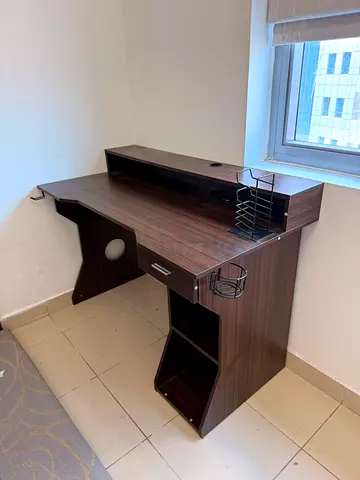 Office table