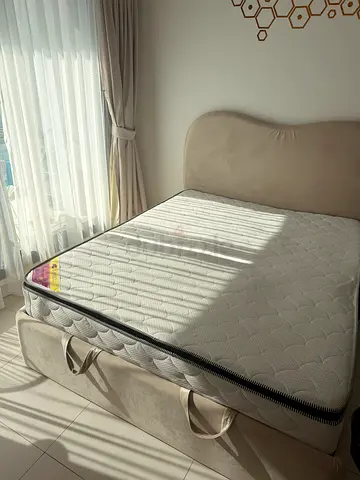 Queen Size Hydraulic Storage Bed + Medical Mattress | Like New |