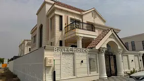 Luxury Villa Facing The Park Directly