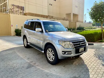 Pajero 2017 3.8 V6 | 98,000 km | Beige Leather | No Accidents