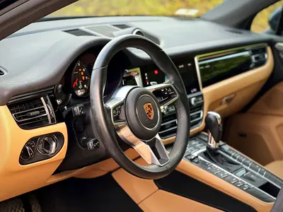صورة مصغرة 8 لـ 2020 Porsche MACAN