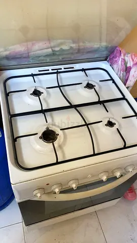Used 4-Burner Gas Cooker and Oven