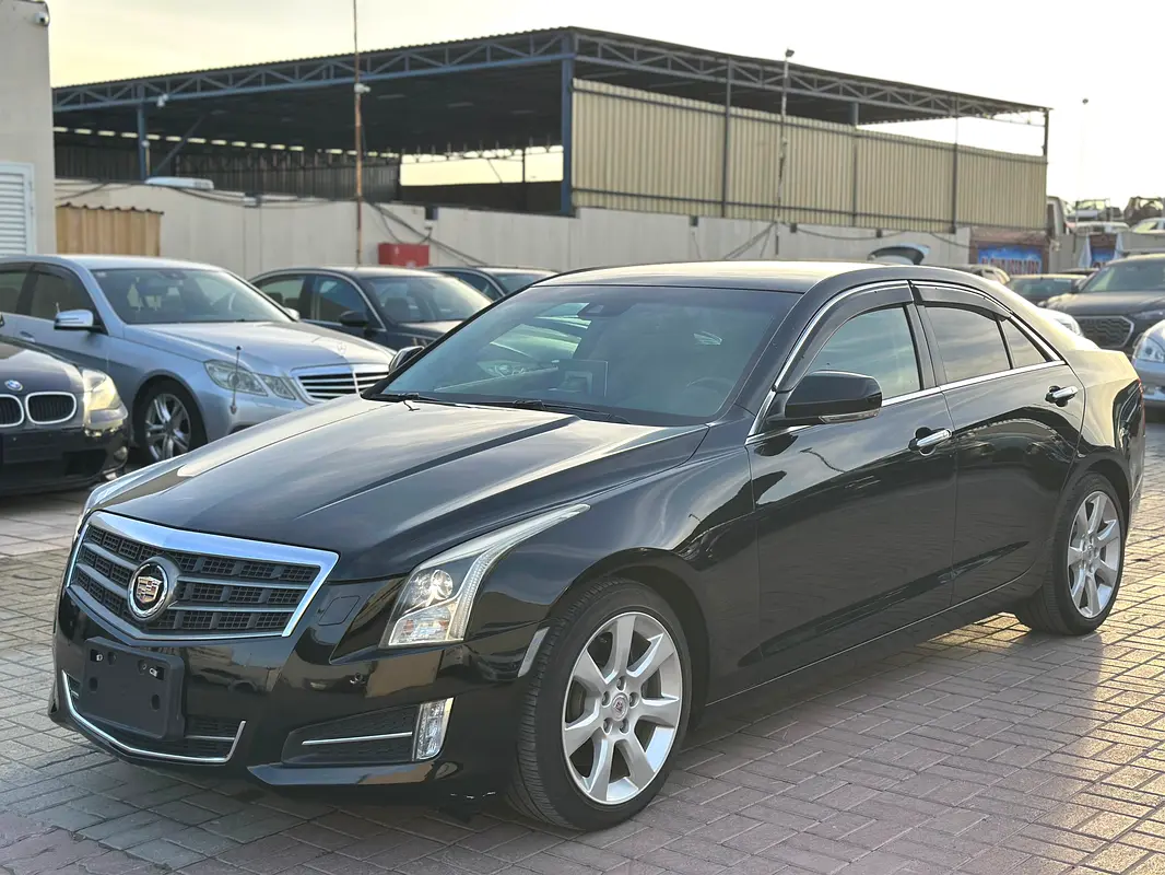 Cadillac ATS 2013 — photo 1 of 8