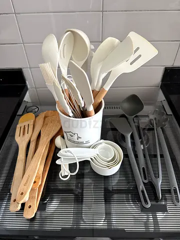 Set of Silicone and Wooden Kitchen Utensils with Measuring Spoons