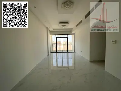 فرصة استثمارية قوية لتحقيق عائد سنوي مرتفع، بناية سكنية تجارية بموقع استراتيجي وحيوي، وتشطيبات على أعلى مستوى، بالقرب من أهم المرافق والخدمات.
