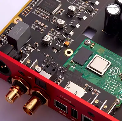 Holo Red Audio Streamer
