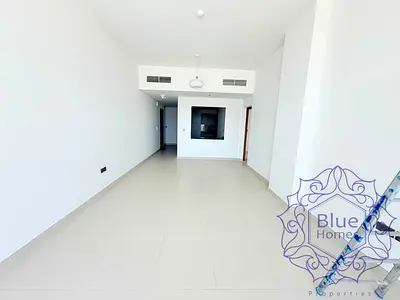 1 month rent free Spacious 3BR open view // ready to move in