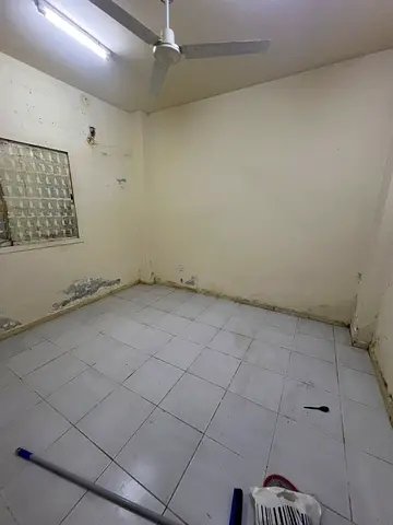 HOT OFFER 1BHK GOOD BUILDING NEAR TO PARK PRICE ONLY 19k