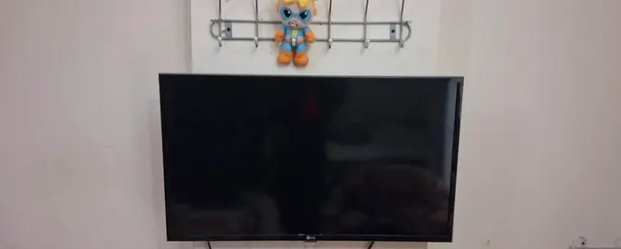 LG 40-inch LED TV in good working condition