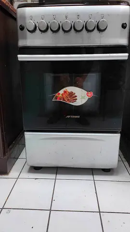 AFTRON Cooking Range with grill - 4 burners