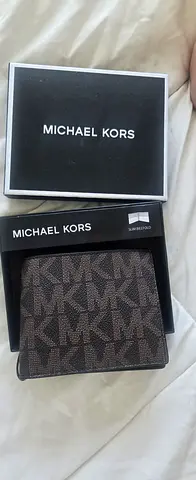 Michael Kors men’s bifold wallet with box - excellent condition