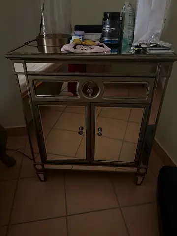 Side cabinets