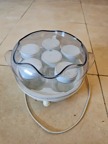 Yogurt maker