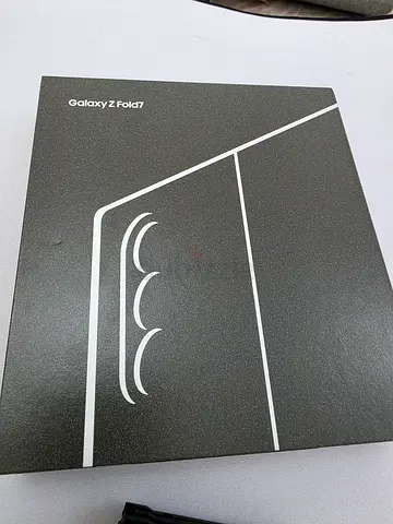 Samsung Galaxy Z Fold7 (512GB) - Mint Condition - Full Box + Case