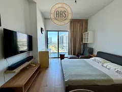 Luxurious Fully Furnished Studio flat||Multiple Options ||Near Metro +Bus