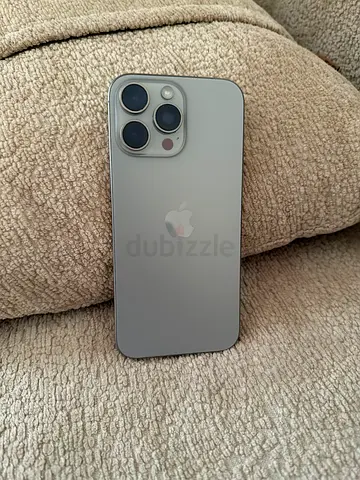 Apple iPhone 16 Pro max  - titanium Battery 92%