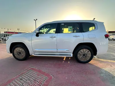 2026 Toyota LAND CRUISER 照片 3