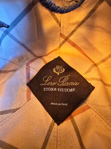 Genuine LORO PIANA Storm System-made in Italy