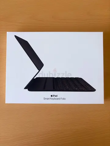 iPad Smart Keyboard Folio — Like New, Original Box