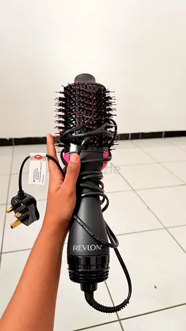 Revlon One-Step Hair Dryer  Volumizer - Black (Good working condition)