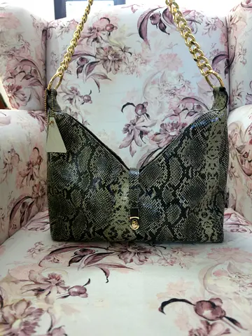 Snake-print shoulder bag with gold chain strap
