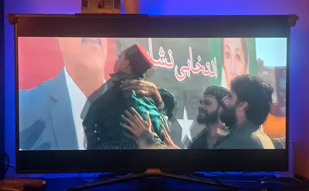 Samsung TV with brackground led lights