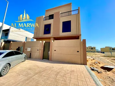 Brand 4 Master Bedroom's Villa with Separate Living Area And Majlis