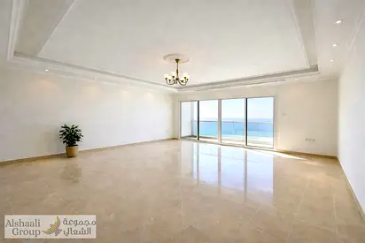 SPACIOUS 3 BHK FLATS FOR RENT IN AJMAN CORNICHE, DIRECT FROM THE OWNER ( NO COMMISSION)