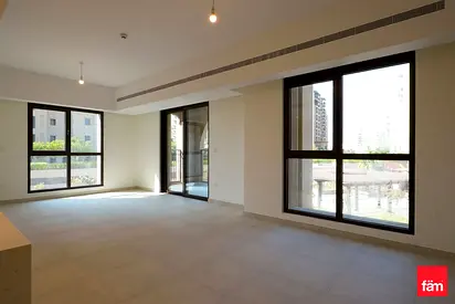 PARK VIEW | BRIGHT LAYOUT | READY TO MOVE IN