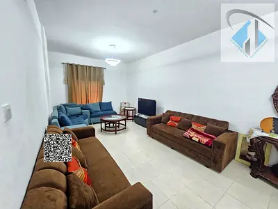 Apartment for rent, monthly, fully furnished, ready to move in. Excellent location, free parking and children's playground.